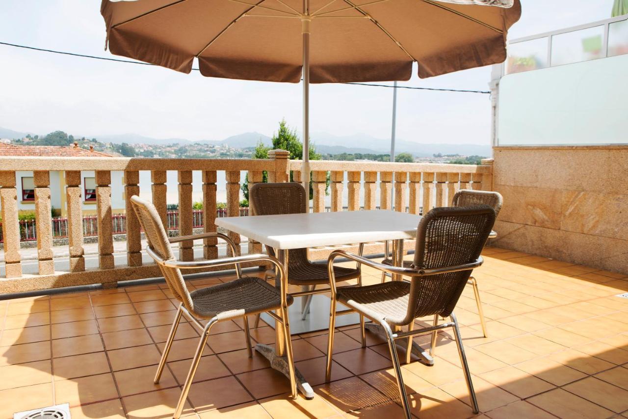 Apartamentos Ria De Bayona ไบโยนา ภายนอก รูปภาพ