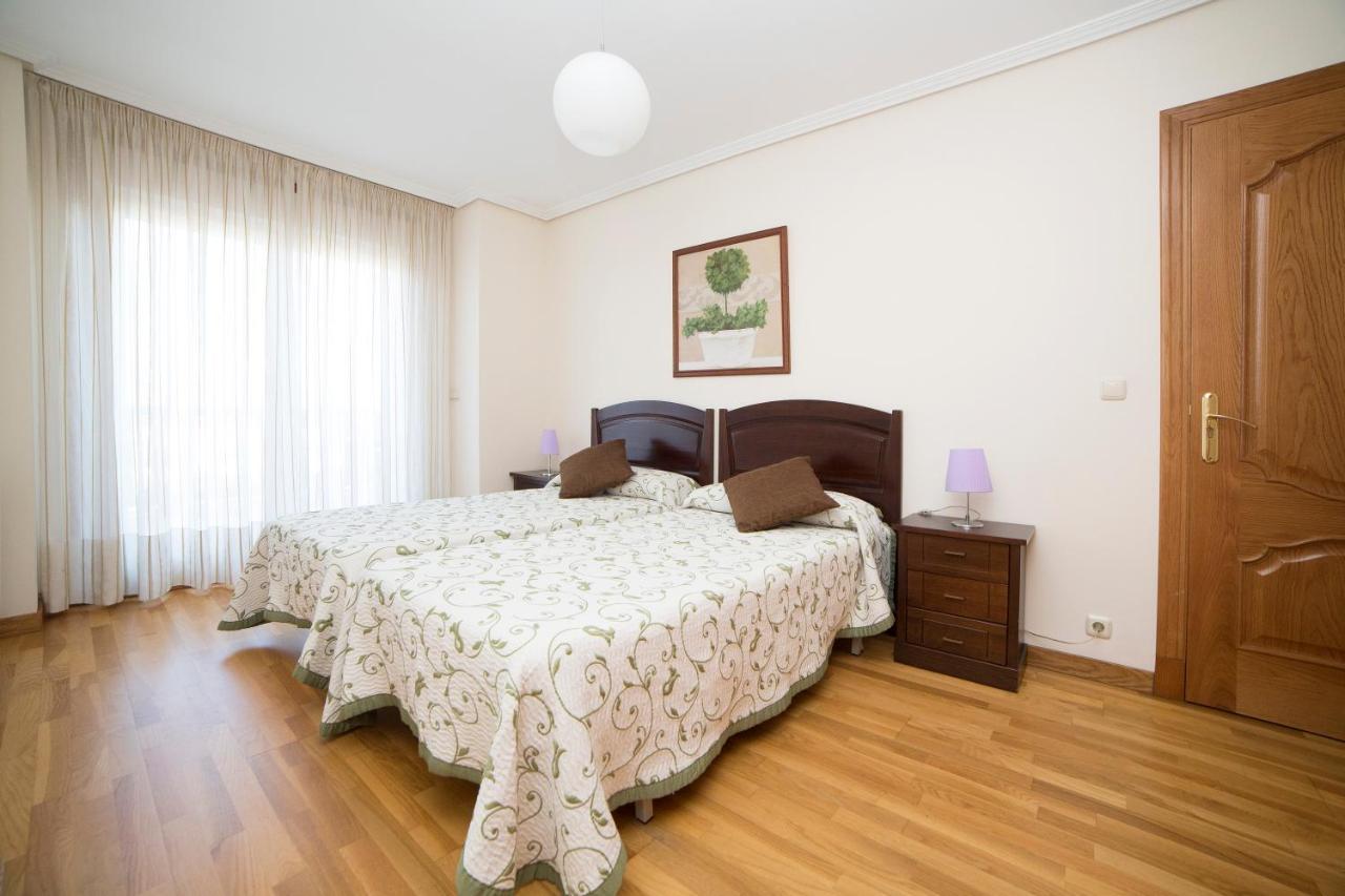 Apartamentos Ria De Bayona ไบโยนา ภายนอก รูปภาพ