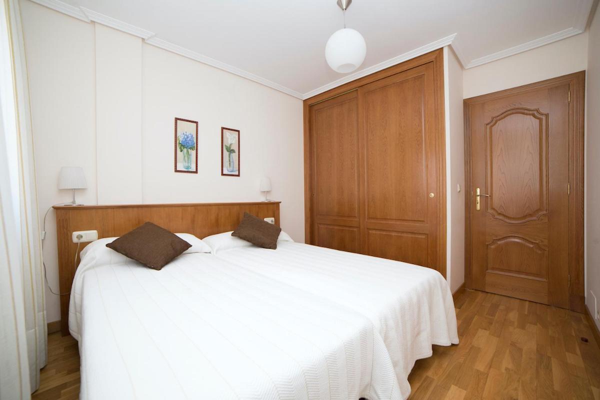 Apartamentos Ria De Bayona ไบโยนา ภายนอก รูปภาพ