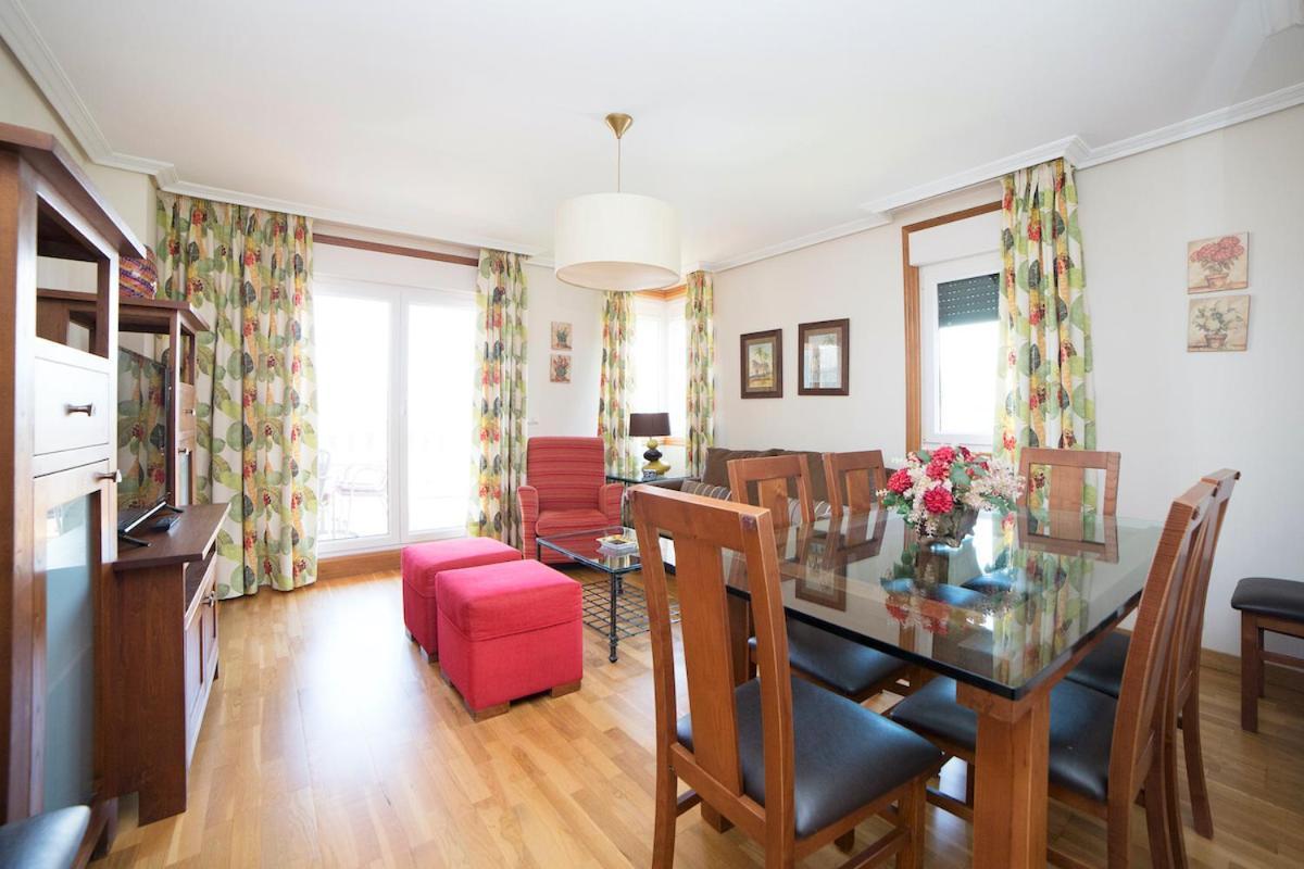 Apartamentos Ria De Bayona ไบโยนา ภายนอก รูปภาพ