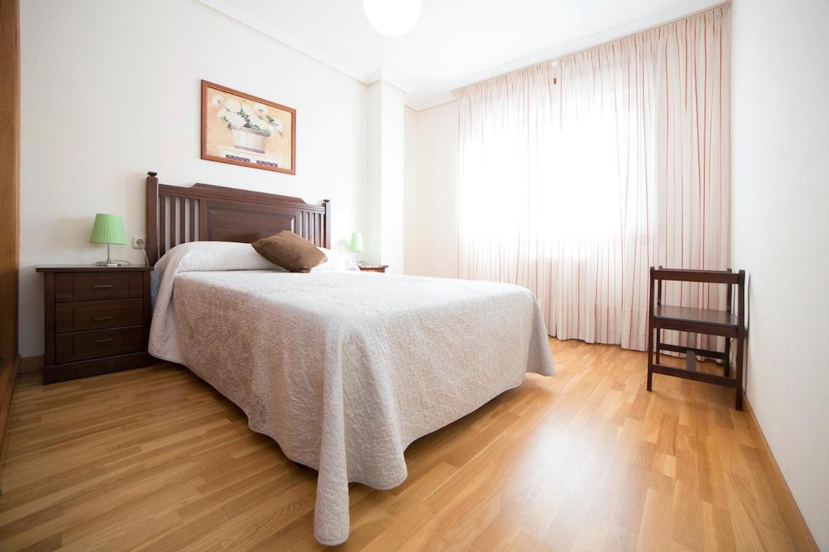 Apartamentos Ria De Bayona ไบโยนา ภายนอก รูปภาพ